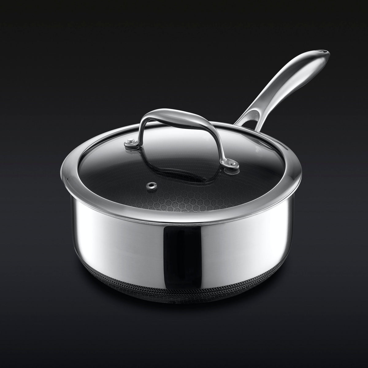 Hybrid Saucepan With Lid, 3-Qt