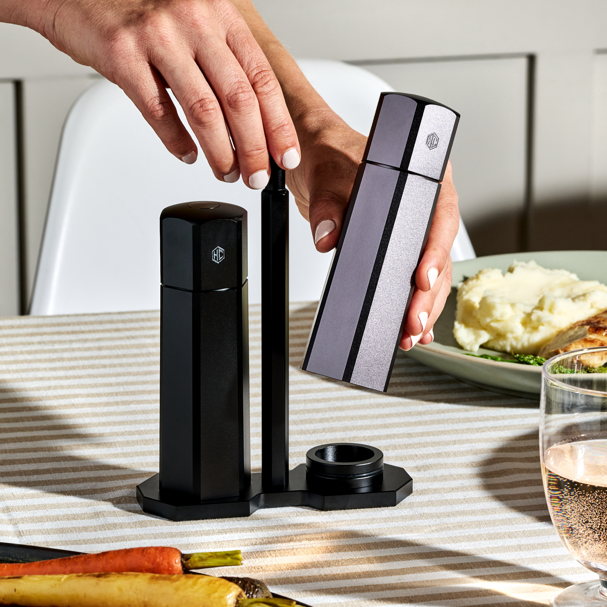 HexMill Tabletop Salt & Pepper Grinder Set